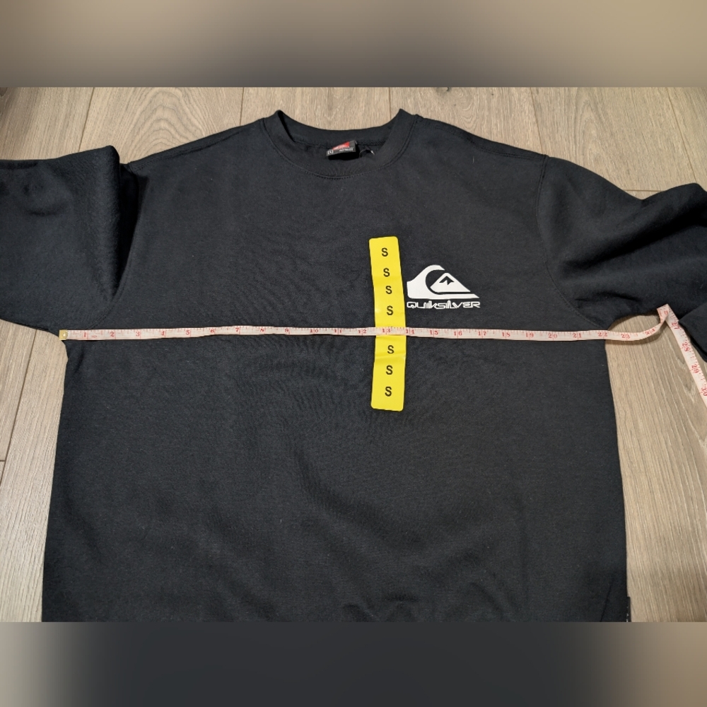 NWT•Quiksilver Men's Classic Black Crew Neck Sweatshirt•60% Cotton/40%PL•Small⬛ - Picture 4 of 13